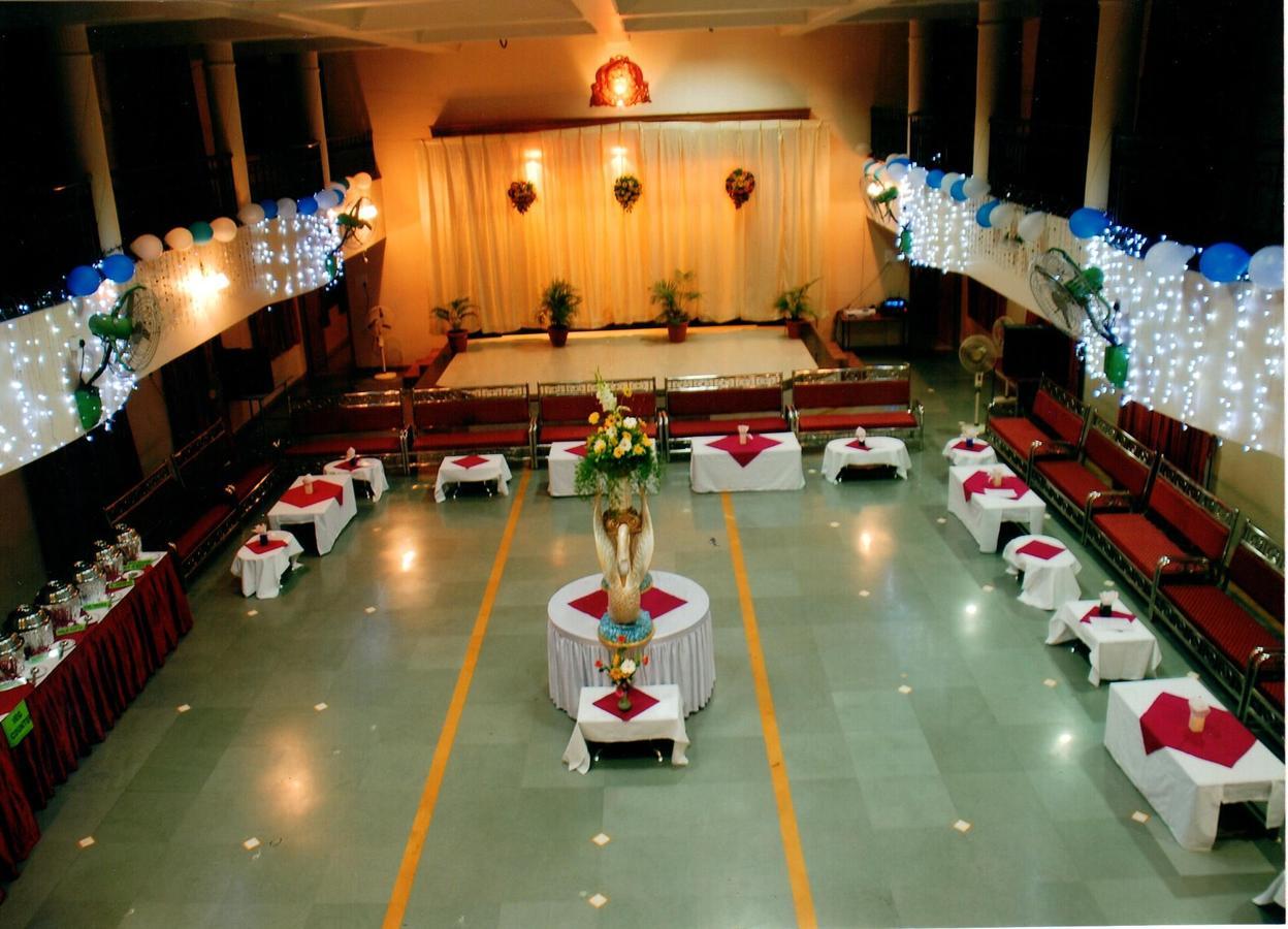 ساتارا Hotel Lake View المظهر الخارجي الصورة